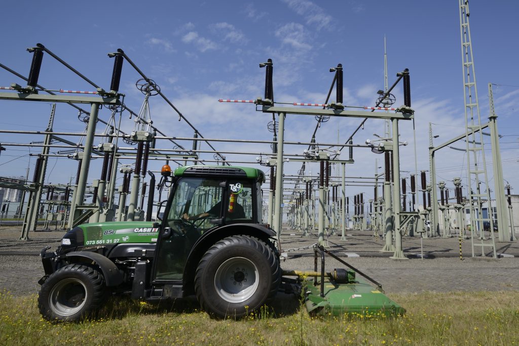 Onderhoud bij een 150kv station.