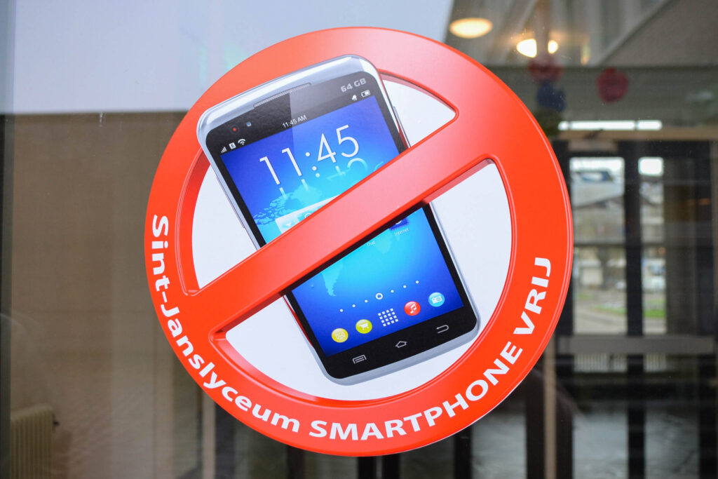 SJL smartphone verbod